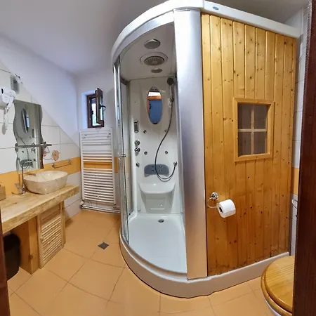 Casa Bunicului * Vistisoara
